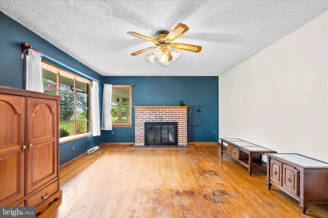 $220,000 | 10041 Downsville Pike, Hagerstown, MD 21740