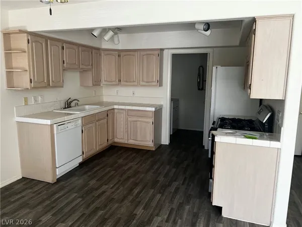 $1,595 | 701 Capri Drive, Unit 11B, Boulder City, NV 89005