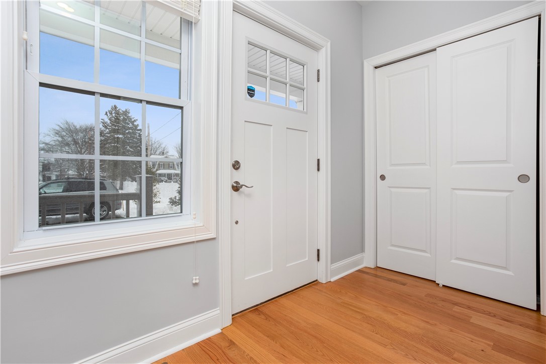 314 Chases Lane, Unit A Middletown, RI 02842 - Photo 2 of 48
