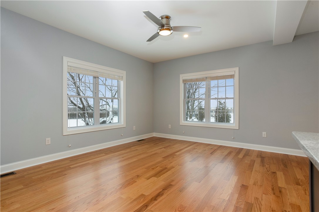 314 Chases Lane, Unit A Middletown, RI 02842 - Photo 3 of 48