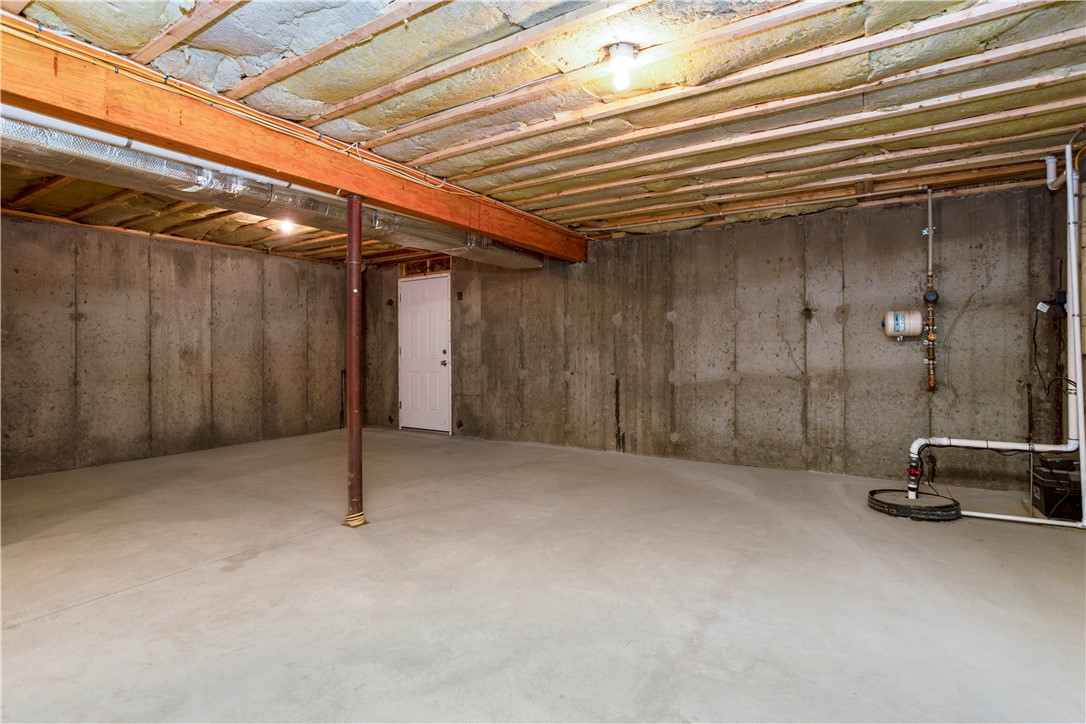 314 Chases Lane, Unit A Middletown, RI 02842 - Photo 39 of 48