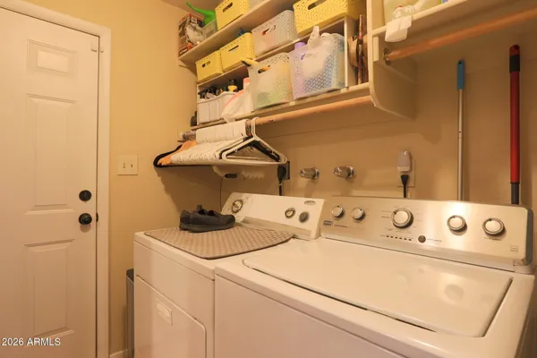 $2,195 | 2845 East Sierra Street, Phoenix, AZ 85028