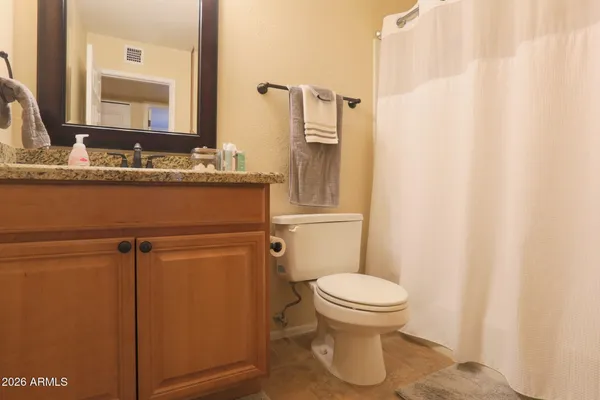 $2,195 | 2845 East Sierra Street, Phoenix, AZ 85028