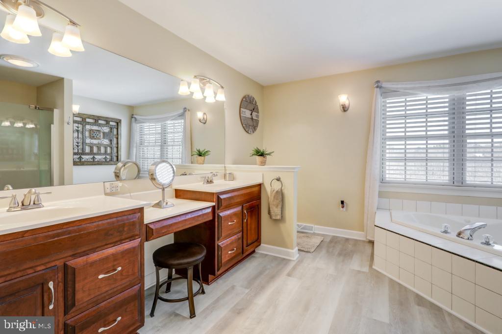 725 Rohen Ridge Drive Lititz, PA 17543 - Photo 38 of 56