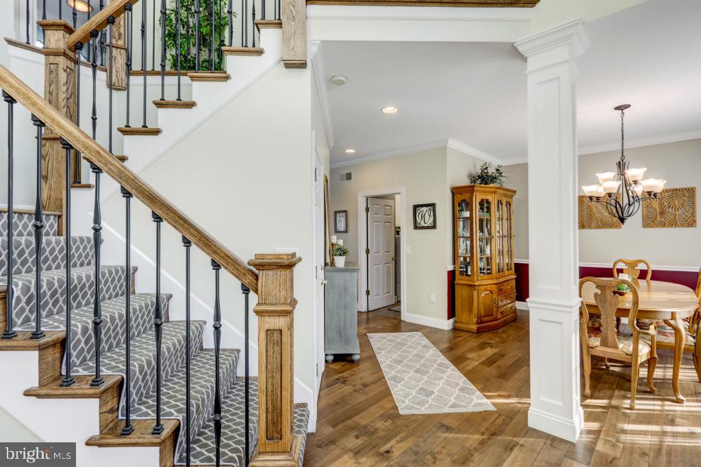 725 Rohen Ridge Drive Lititz, PA 17543 - Photo 6 of 56