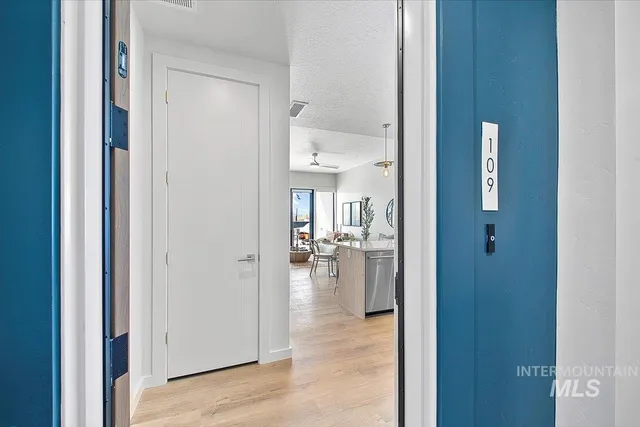 $400,000 | 3928 East Haystack Street, Unit 109, Boise, ID 83716