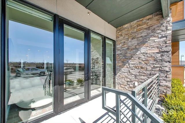 $400,000 | 3928 East Haystack Street, Unit 109, Boise, ID 83716
