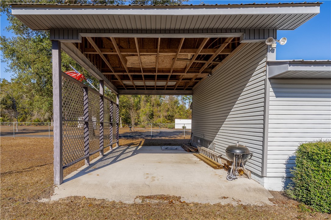 1484 Horseshoe Cove Road Waverly, GA 31565 - Photo 8 of 46