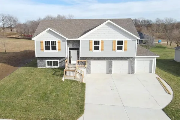 $449,000 | 103 Sally Circle, Platte City, MO 64079