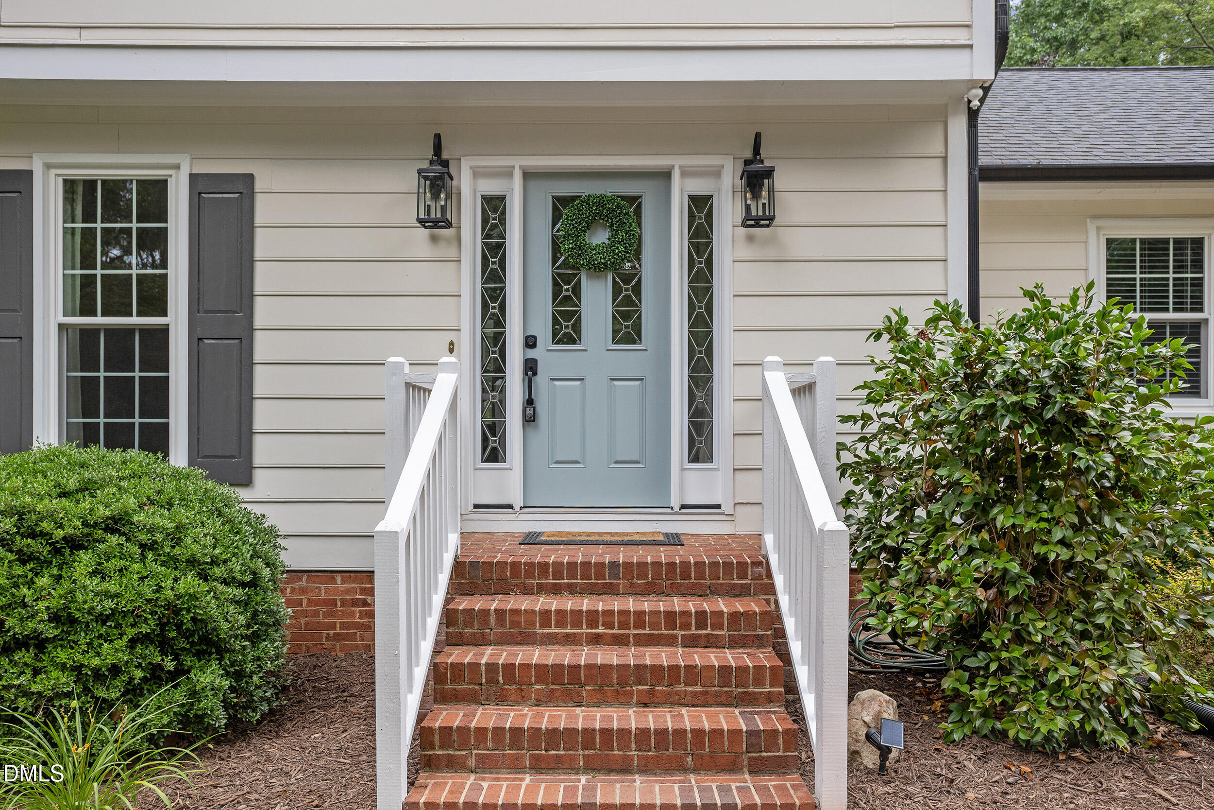8717 Mansfield Drive Raleigh, NC 27613 - Photo 4 of 45