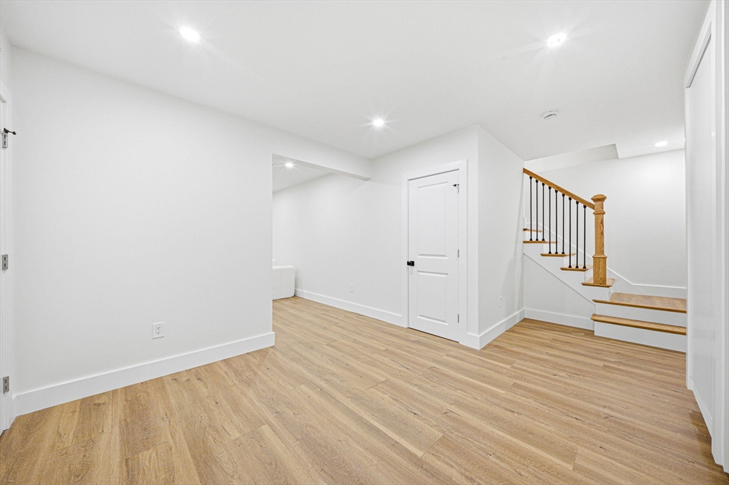 52-54 Rangeley Road Newton, MA 02465 - Photo 18 of 42