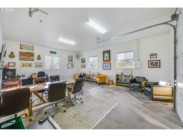 $1,875,000 | 2650 Van Horn Drive, Hood River, OR 97031