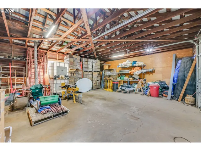 $1,875,000 | 2650 Van Horn Drive, Hood River, OR 97031