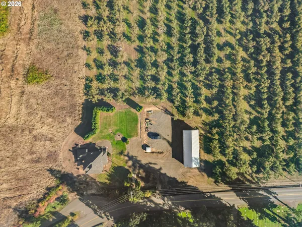 $1,875,000 | 2650 Van Horn Drive, Hood River, OR 97031