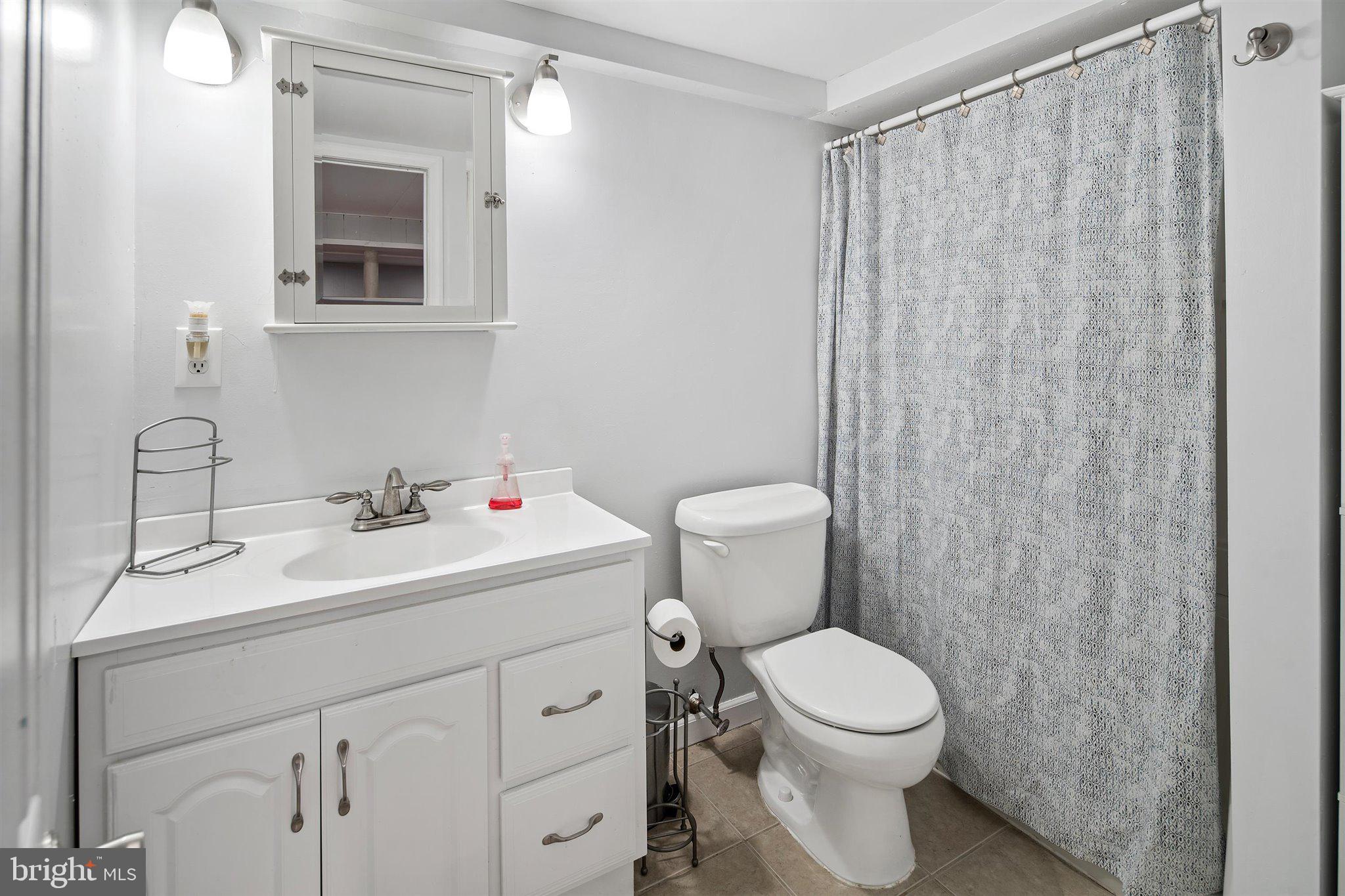 20 Cardigan Road Hamilton, NJ 08690 - Photo 23 of 33