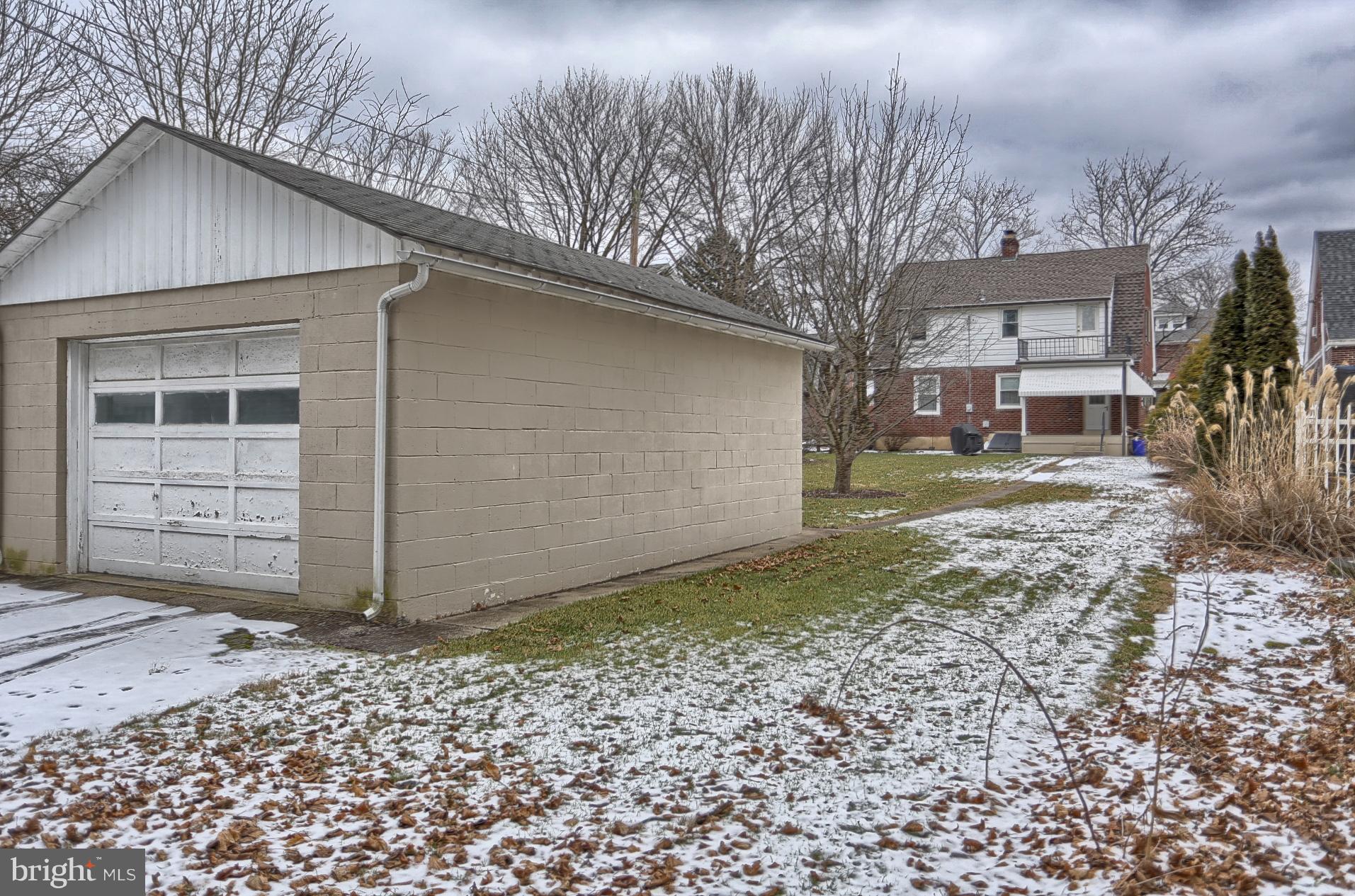 40 Ralph Avenue Reading, PA 19608 - Photo 20 of 21