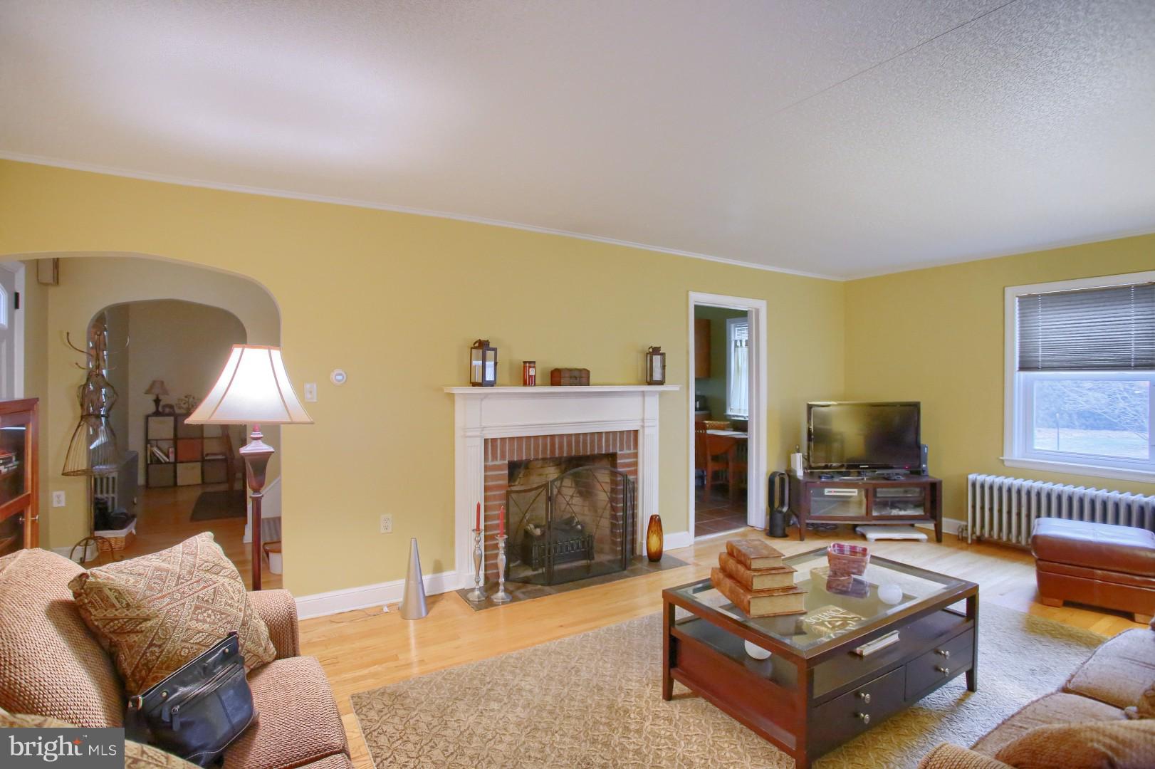 40 Ralph Avenue Reading, PA 19608 - Photo 5 of 21