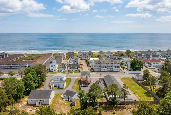 $499,900 | 162 East Grand Avenue, Unit 301, Old Orchard Beach, ME 04064