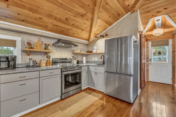 $499,900 | 162 East Grand Avenue, Unit 301, Old Orchard Beach, ME 04064
