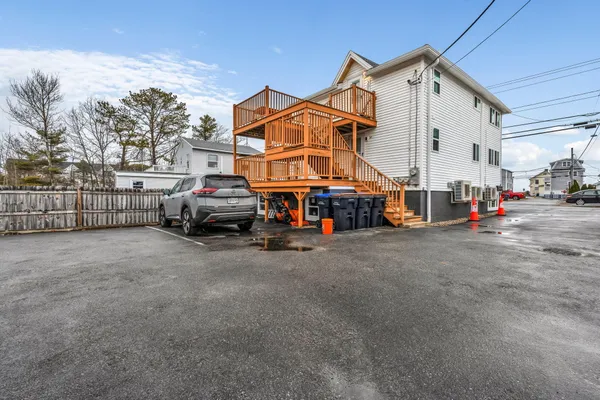 $499,900 | 162 East Grand Avenue, Unit 301, Old Orchard Beach, ME 04064