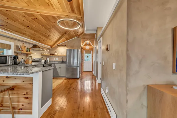 $499,900 | 162 East Grand Avenue, Unit 301, Old Orchard Beach, ME 04064