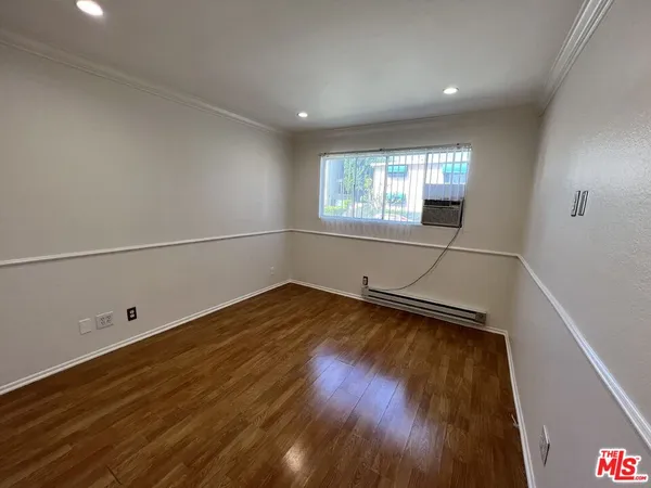 $2,100 | 4361 Berryman Avenue, Unit 1, Los Angeles, CA 90066