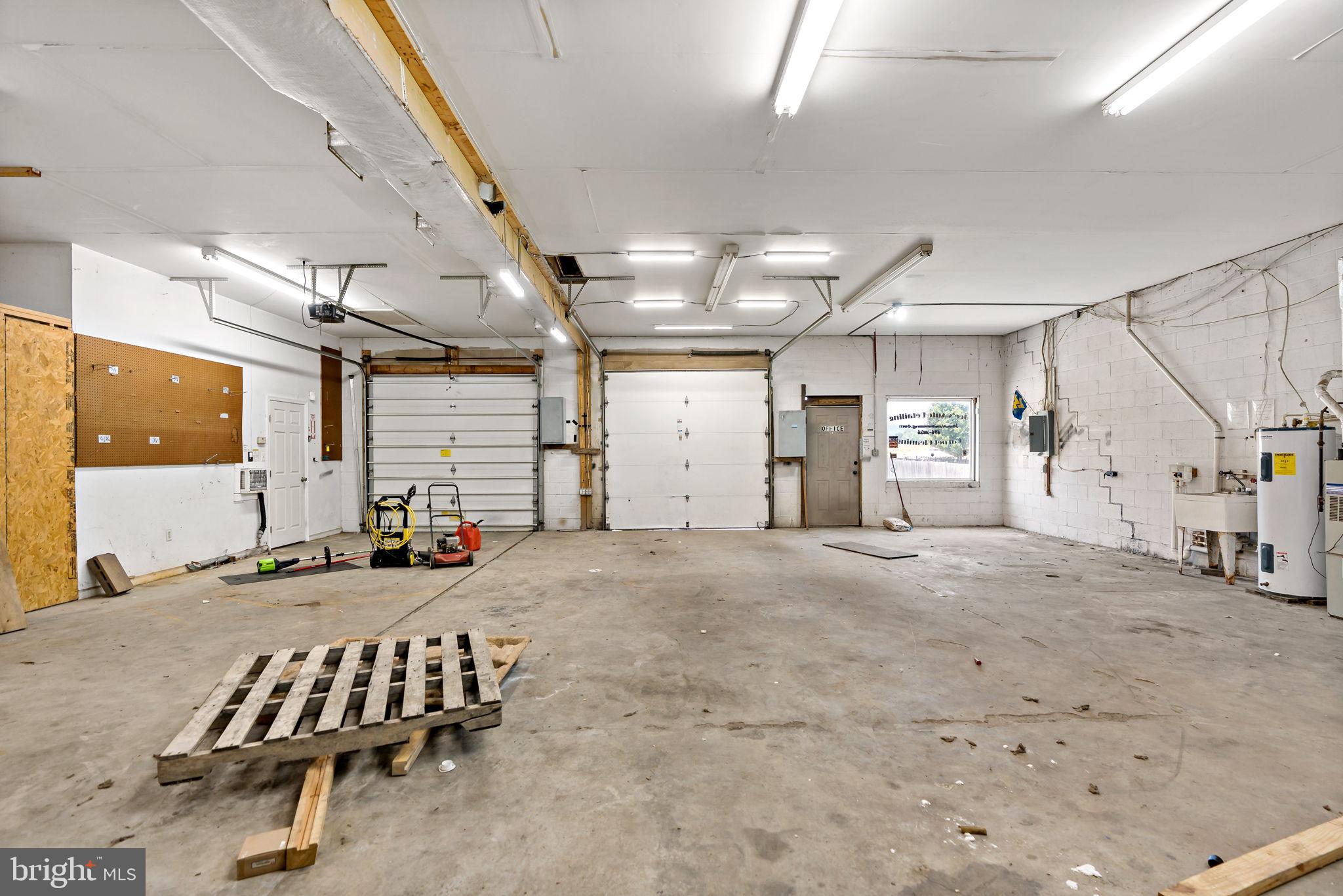 352 Stribling Road Martinsburg, WV 25403 - Photo 13 of 38