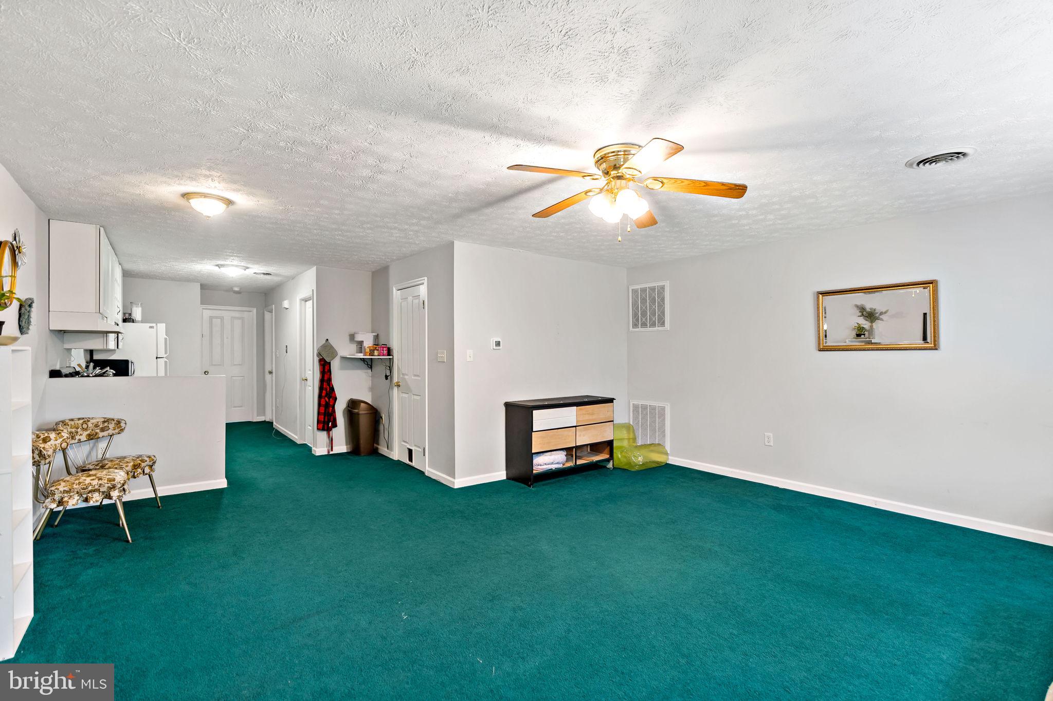 352 Stribling Road Martinsburg, WV 25403 - Photo 20 of 38