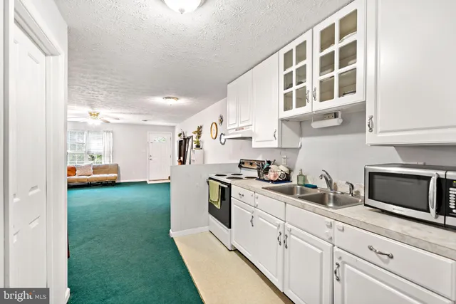 $379,900 | 352 Stribling Road, Martinsburg, WV 25403