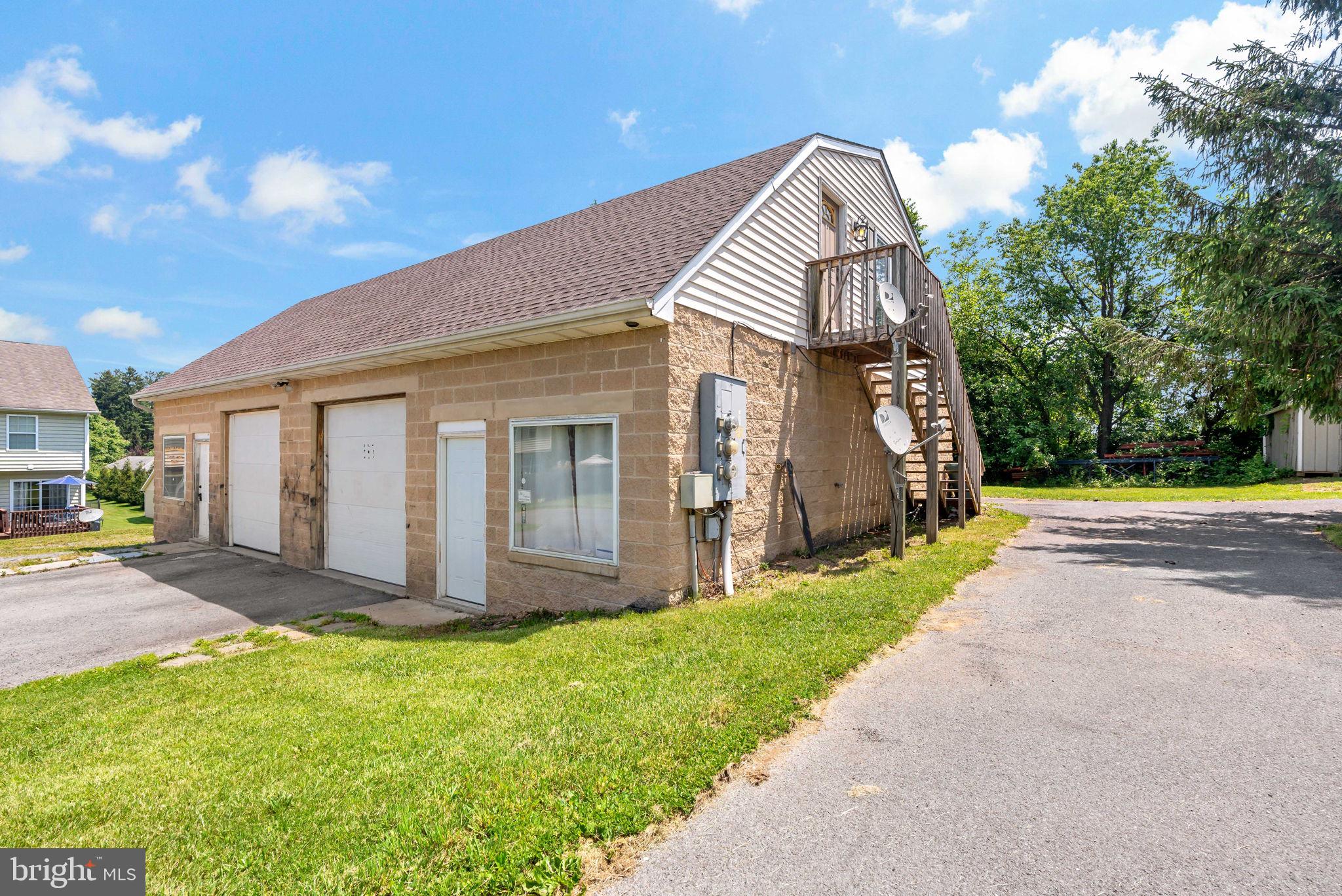 352 Stribling Road Martinsburg, WV 25403 - Photo 5 of 38