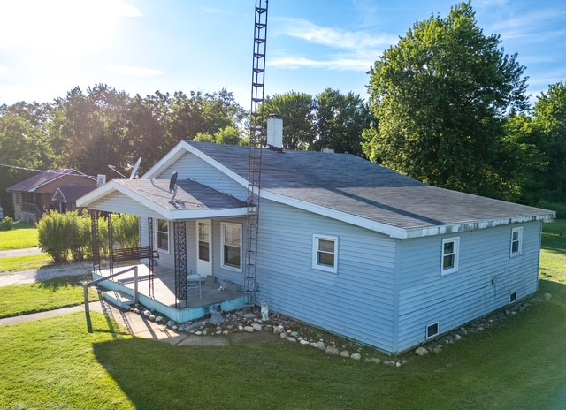 20553 East 330 North Road Ridge Farm, IL 61870 - Photo 2 of 32