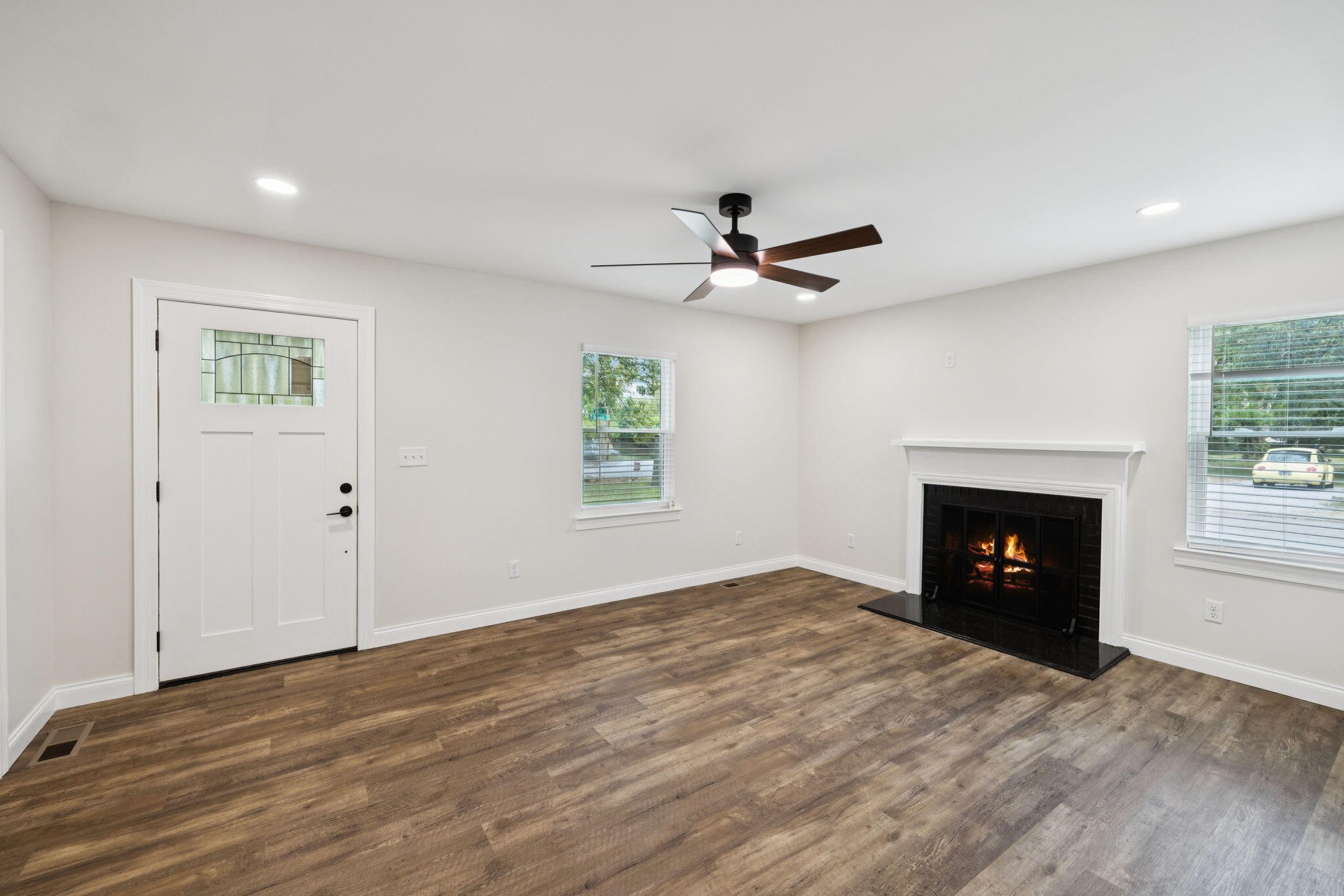 6150 East Brainerd Road Chattanooga, TN 37421 - Photo 13 of 28 27-6150 E Brainerd Rd Chattanooga - 027