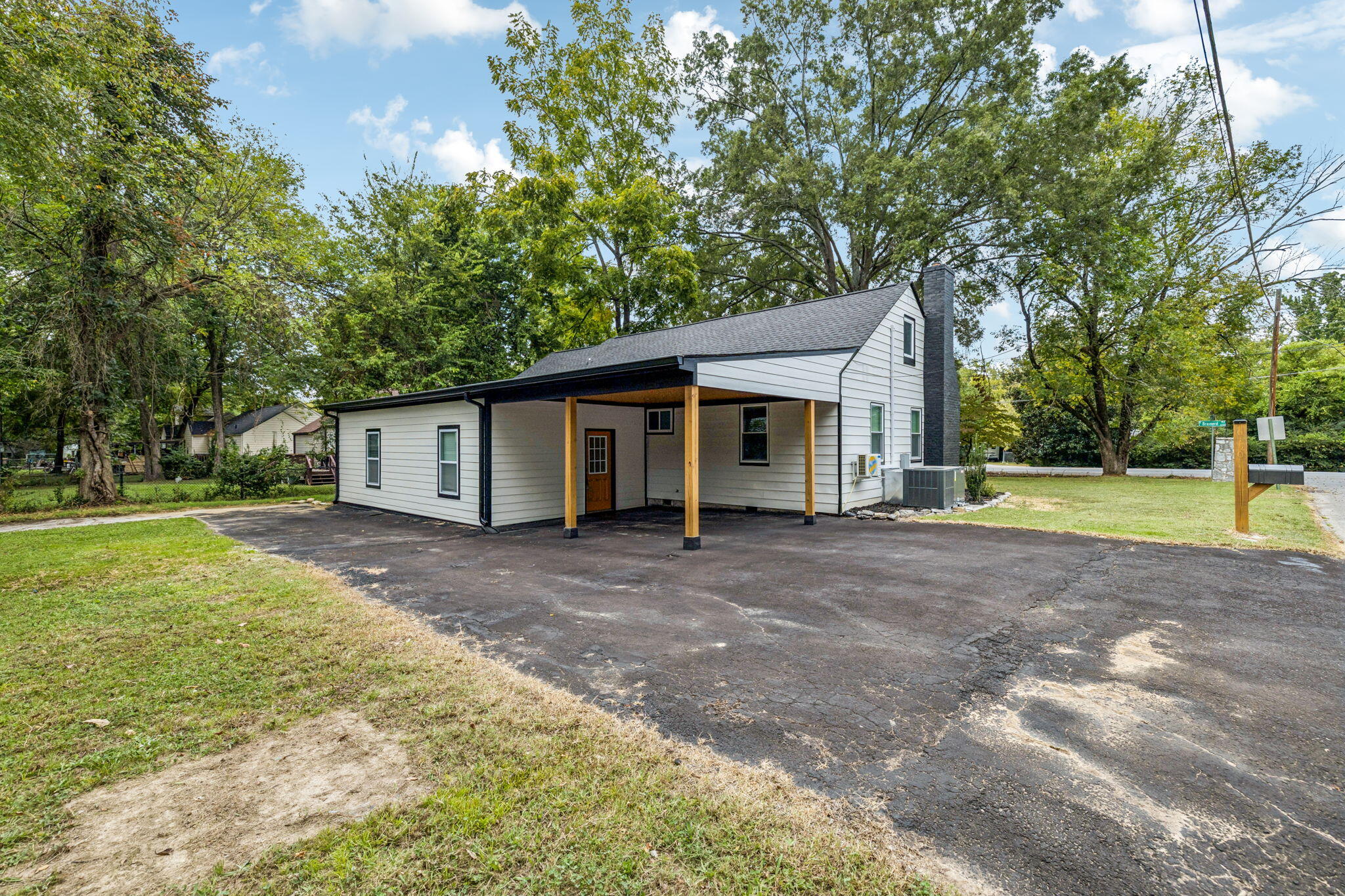 6150 East Brainerd Road Chattanooga, TN 37421 - Photo 22 of 28 43-6150 E Brainerd Rd Chattanooga - 043