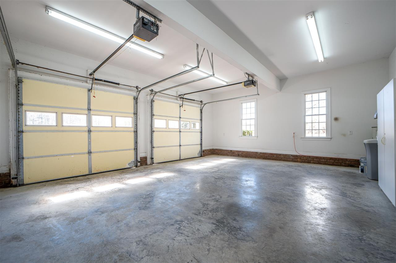 6521 Brack Penny Road Raleigh, NC 27603 - Photo 22 of 30 Garage