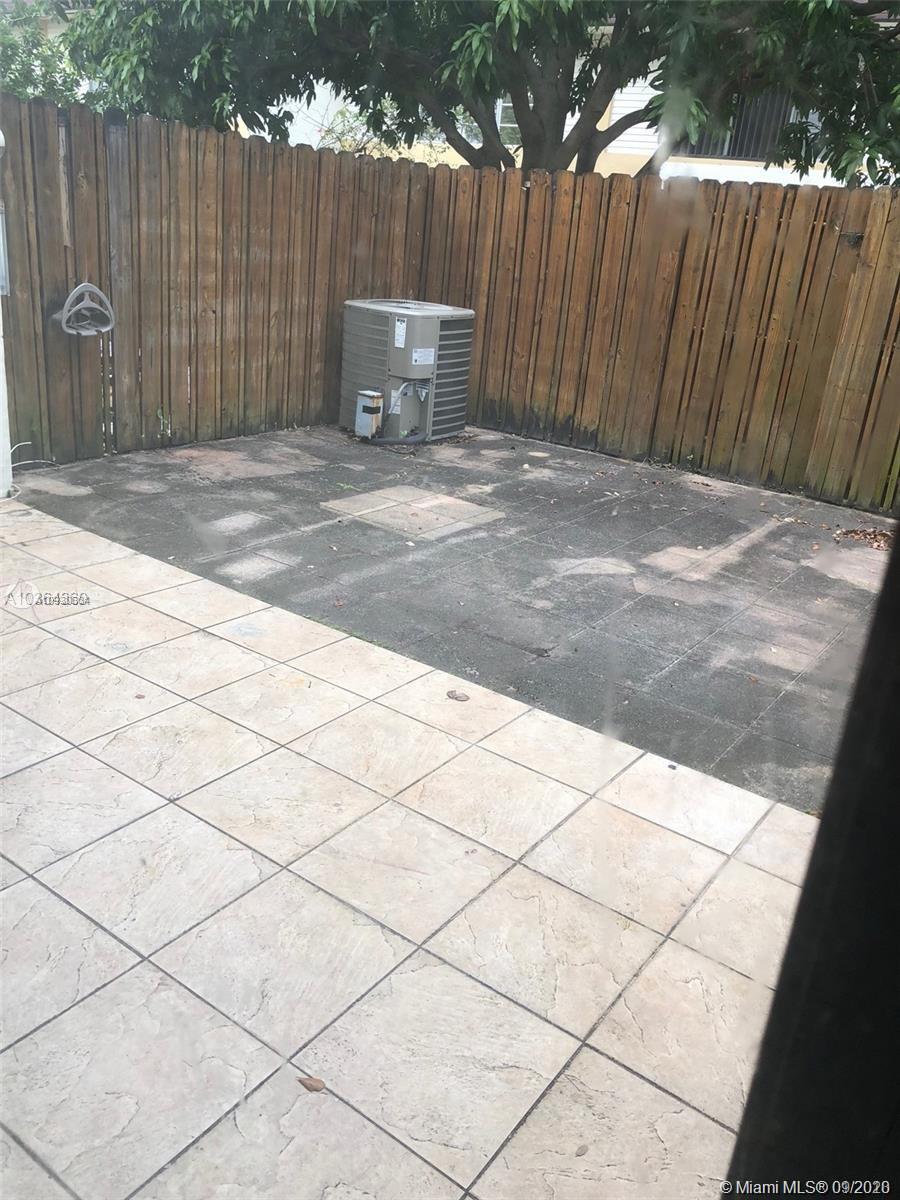 3321 Raleigh Street, Unit 3D Hollywood, FL 33021 - Photo 3 of 13