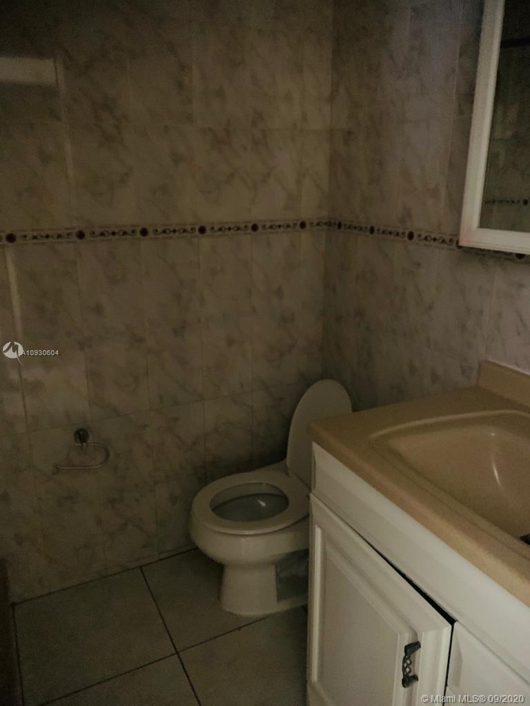 3321 Raleigh Street, Unit 3D Hollywood, FL 33021 - Photo 10 of 13