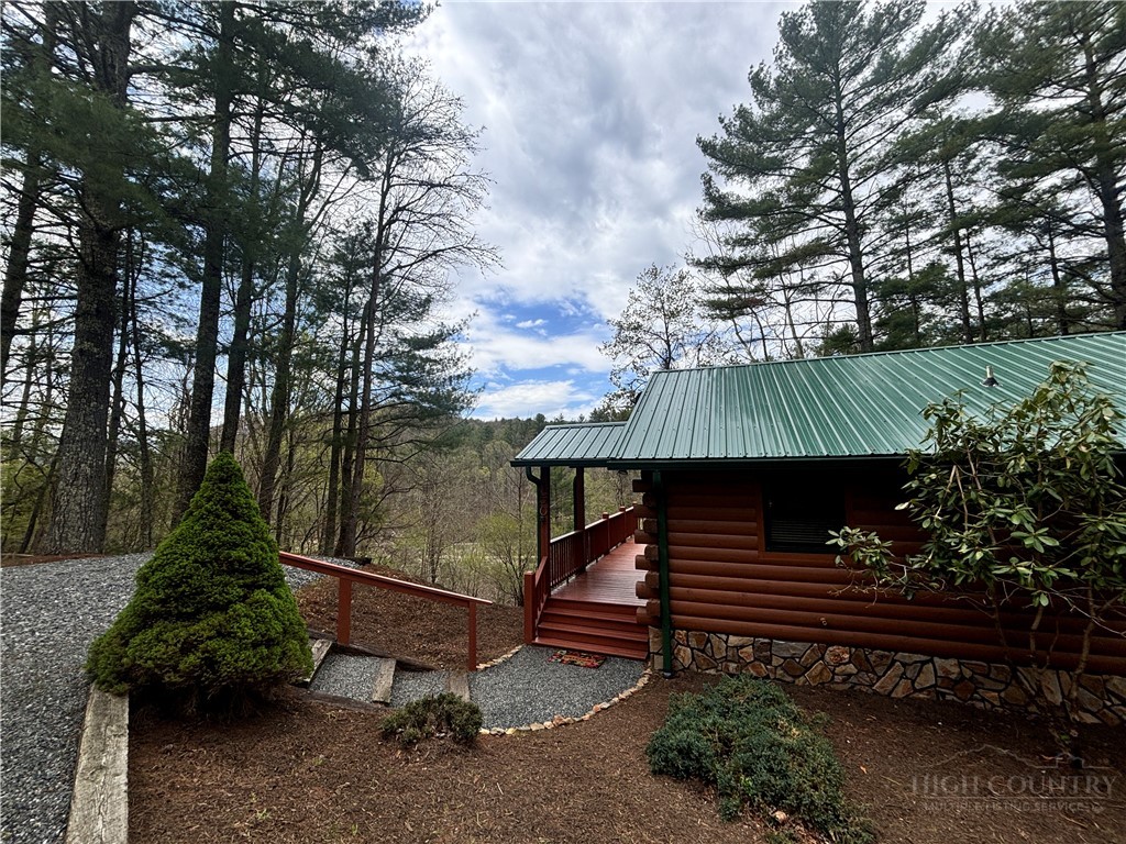 150 Turkey Ridge Crumpler, NC 28617 - Photo 11 of 40