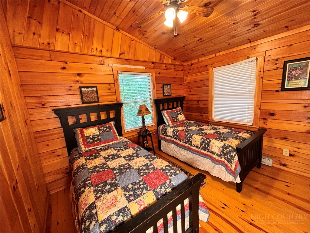 150 Turkey Ridge Crumpler, NC 28617 - Photo 33 of 40