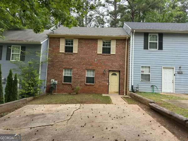 $225,000 | 6717 Lakewood Drive, Douglasville, GA 30135