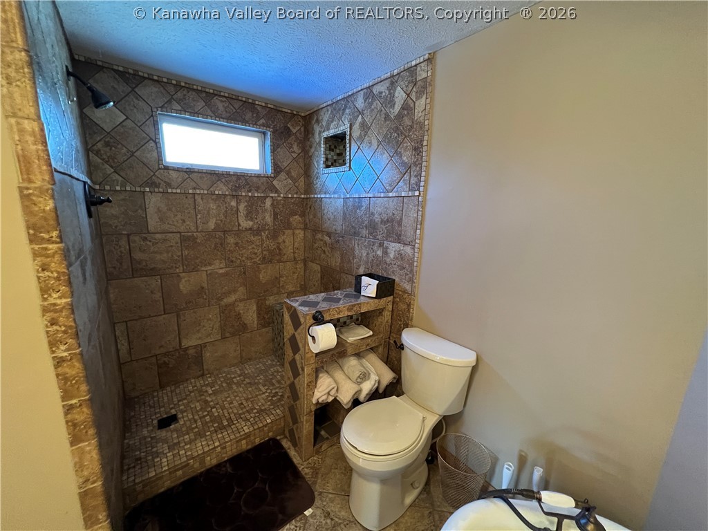 14681 Sandhill Road Letart, WV 25253 - Photo 29 of 48 Gallery Image 29