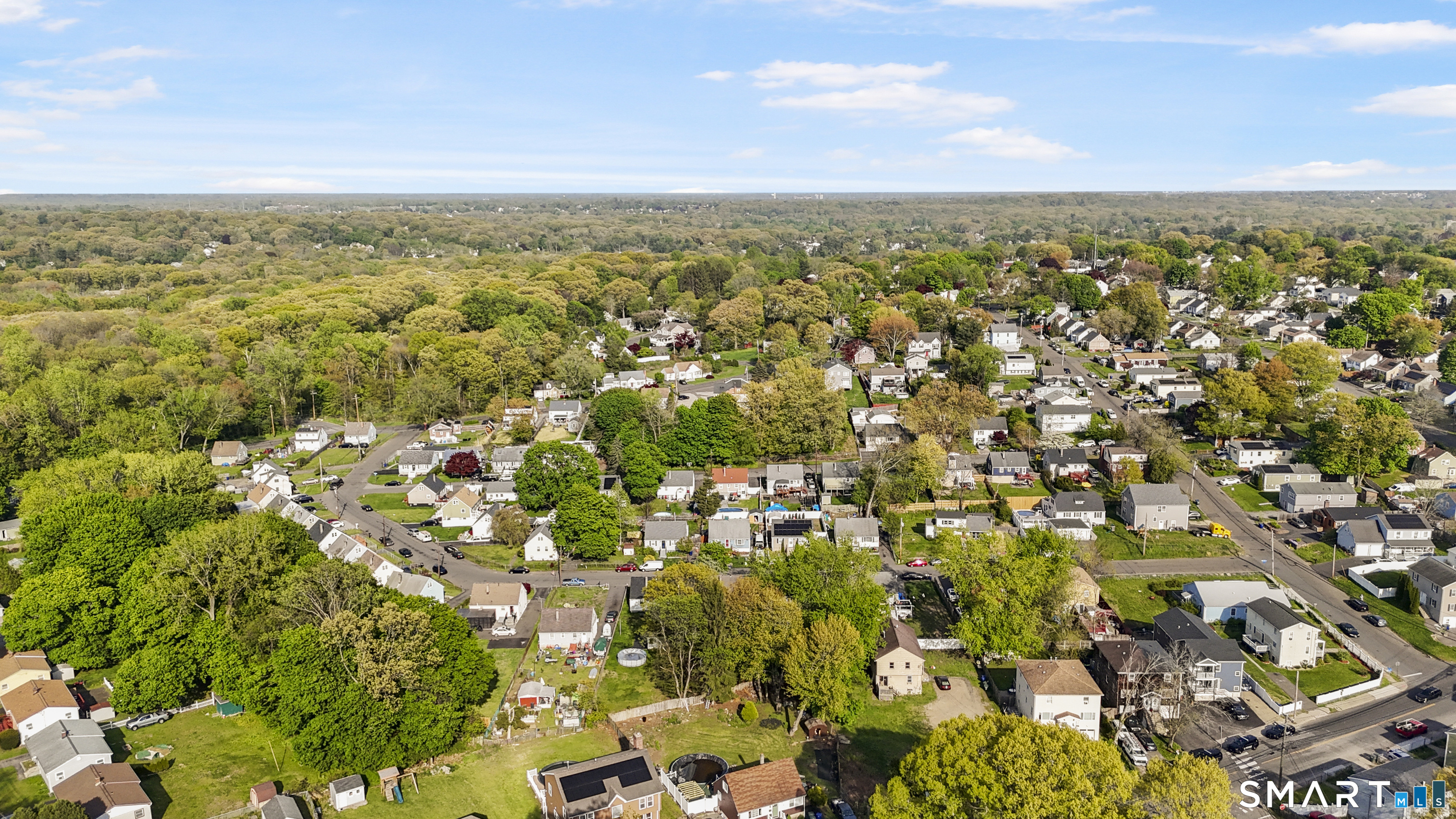 75 Brookside Avenue Bridgeport, CT 06606 - Photo 23 of 24 a view of city and mountain