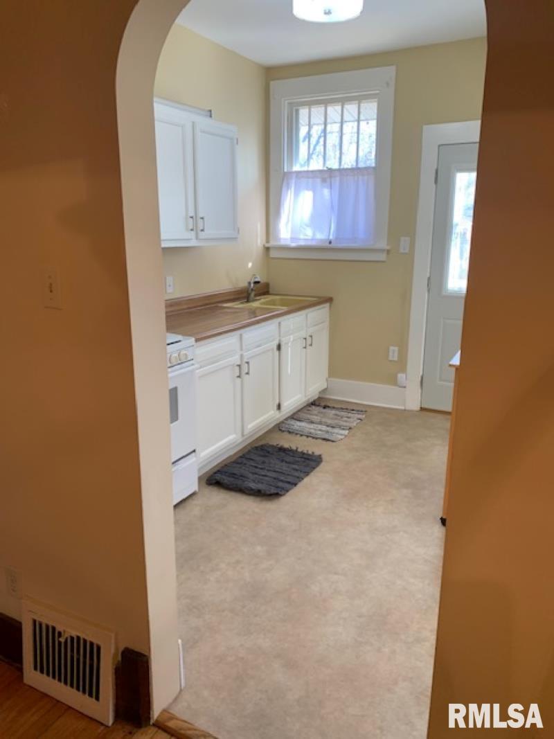 122 South State Street Springfield, IL 62704 - Photo 7 of 27