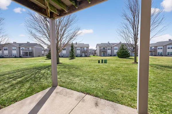 $225,000 | 941 Arvle Circle, Unit 941, Sycamore, IL 60178
