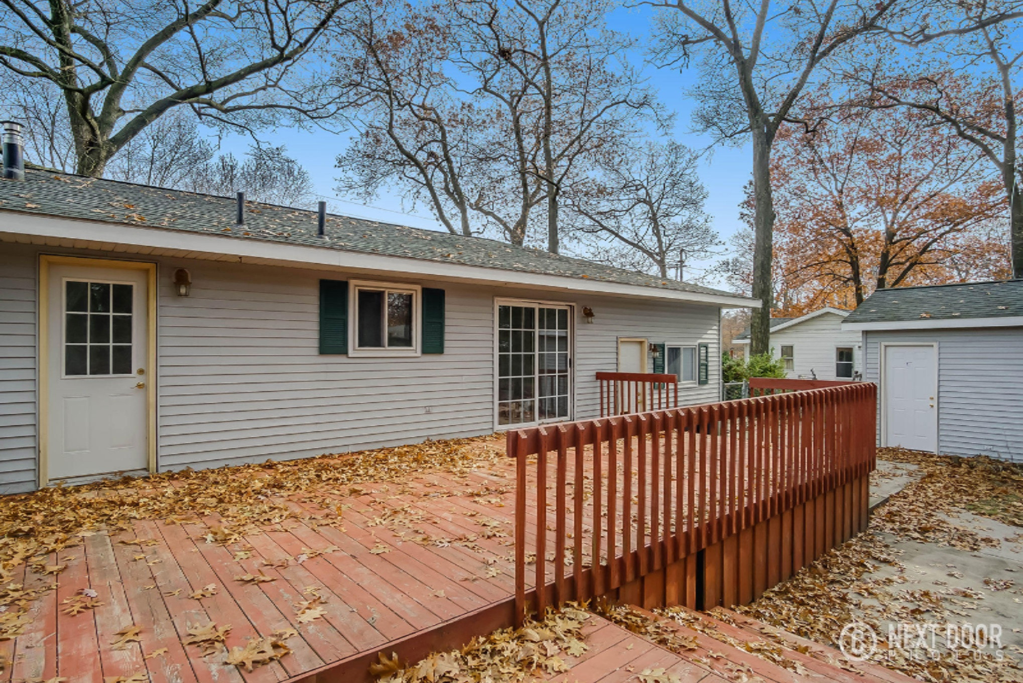 1251 Joslyn Road Muskegon, MI 49445 - Photo 9 of 36 DSC04906_blended