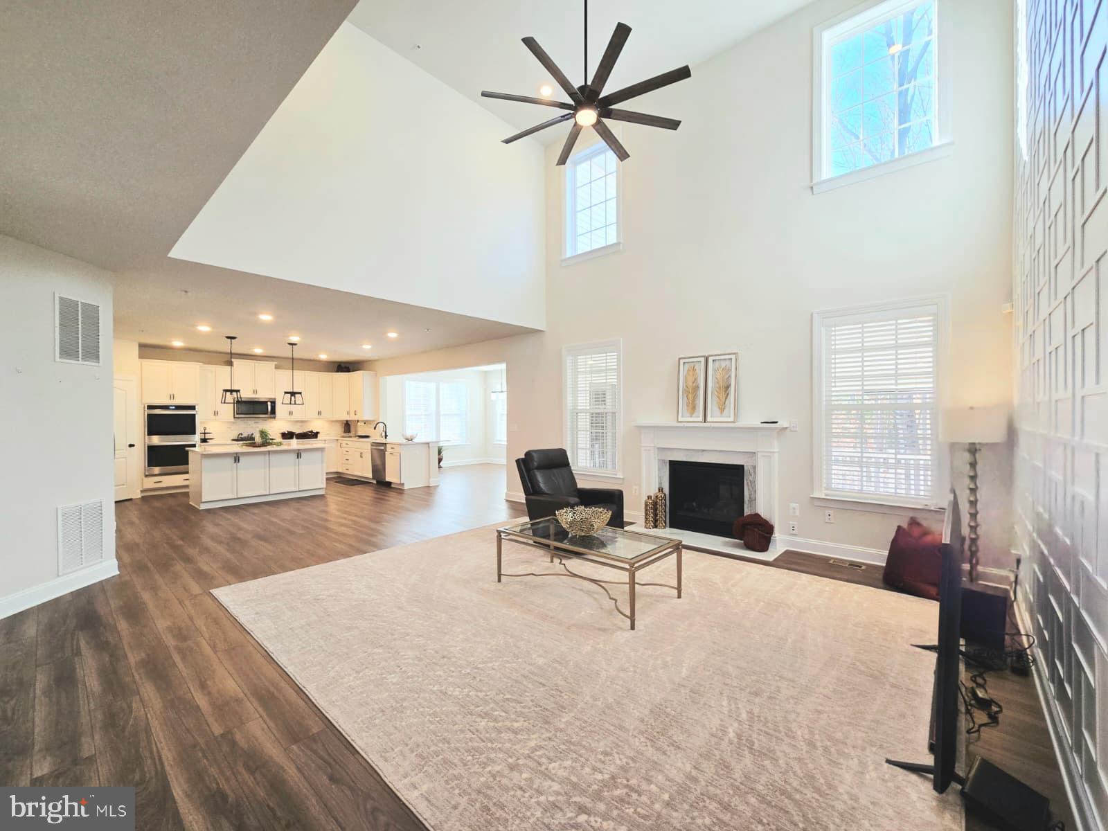 9909 Kildore Way Fort Washington, MD 20744 - Photo 13 of 67 Open-concept living area