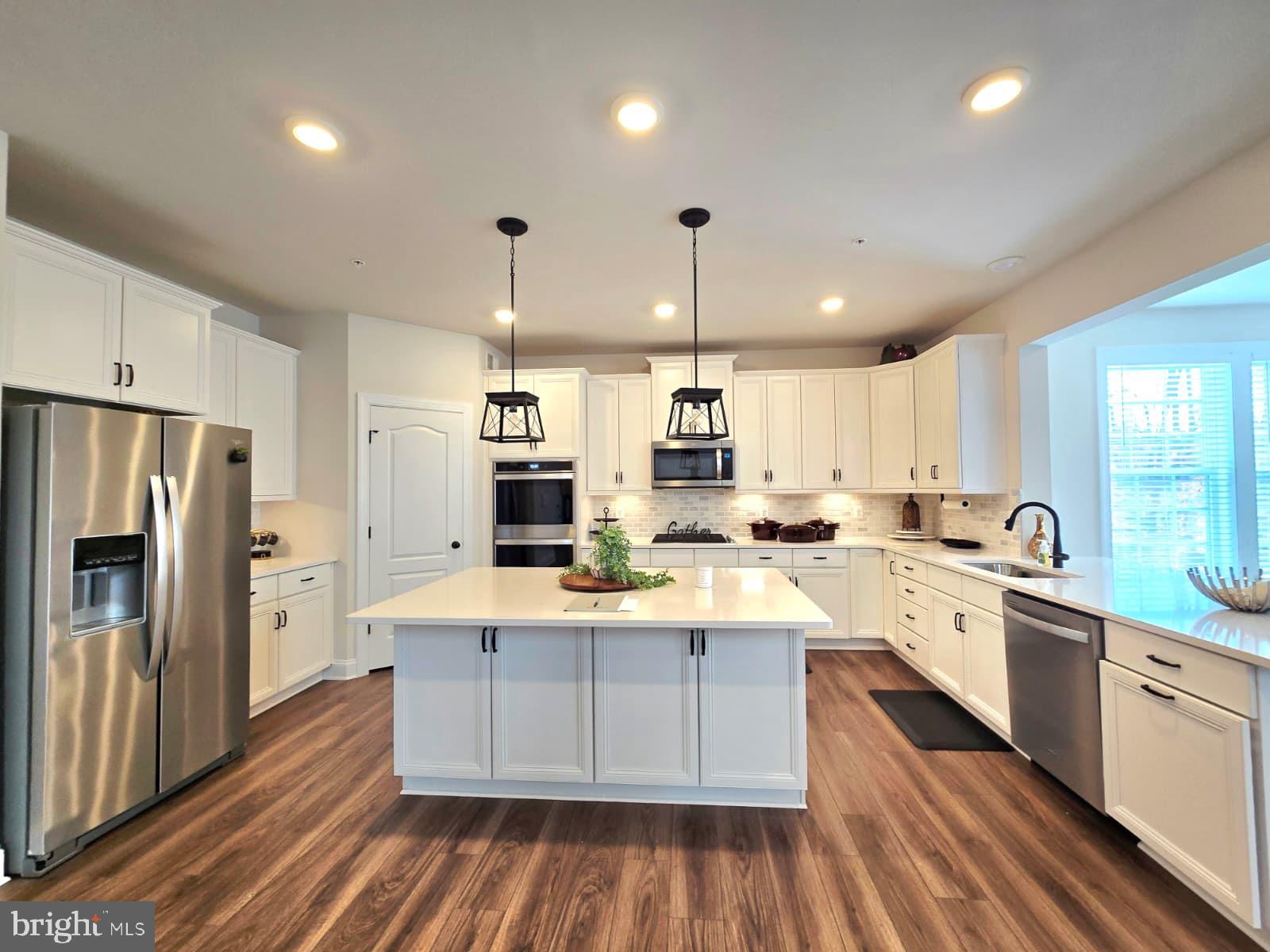 9909 Kildore Way Fort Washington, MD 20744 - Photo 15 of 67 Open Kitchen