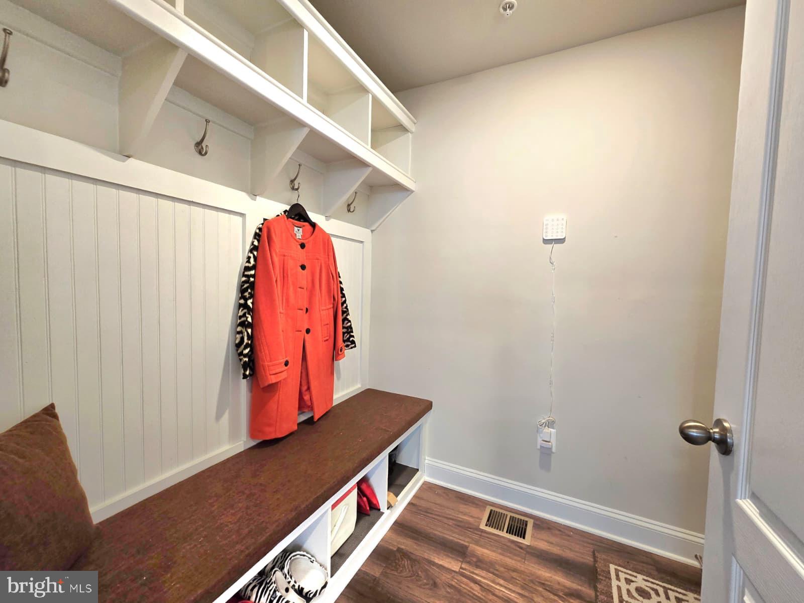 9909 Kildore Way Fort Washington, MD 20744 - Photo 19 of 67 Mudroom off from the kitchen