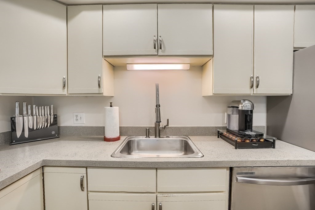 1502 Tuckers Lane, Unit 1502 Hingham, MA 02043 - Photo 13 of 41