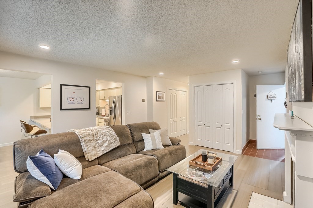 1502 Tuckers Lane, Unit 1502 Hingham, MA 02043 - Photo 3 of 41