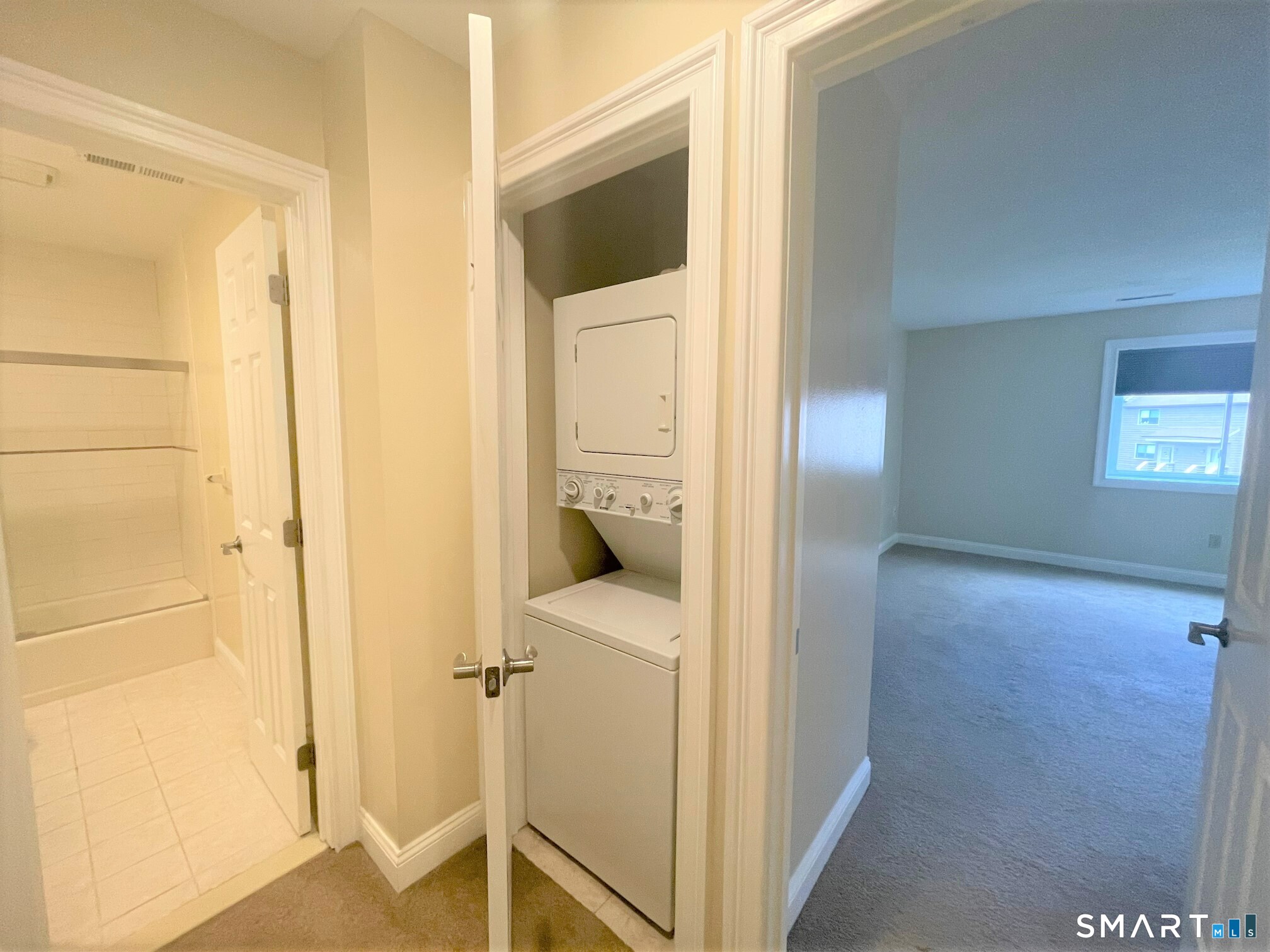 166 Old Brookfield Road, Unit 7A5 Danbury, CT 06811 - Photo 24 of 26